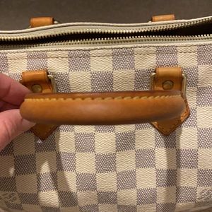 Louis Vuitton speedy bag